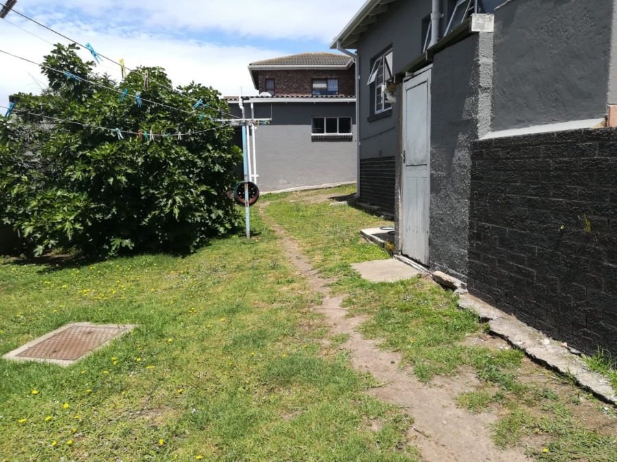 3 Bedroom Property for Sale in Western Hills Eastern Cape